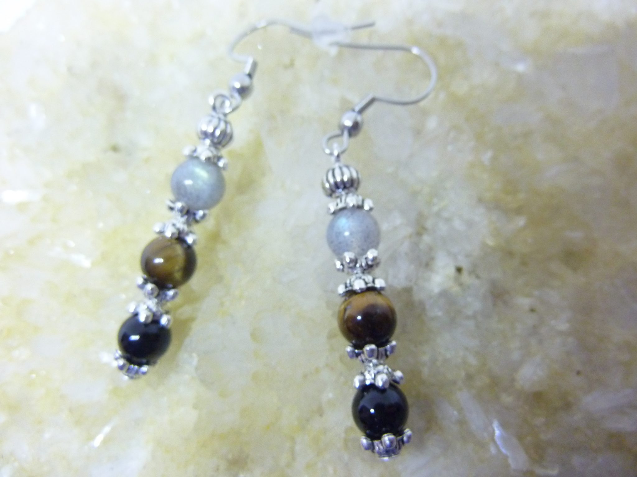 BOUCLES D'OREILLE PROTECTION EXTREME OEIL DE TIGRE-LABRADORITE-TOURMALINE NOIRE 6 mm