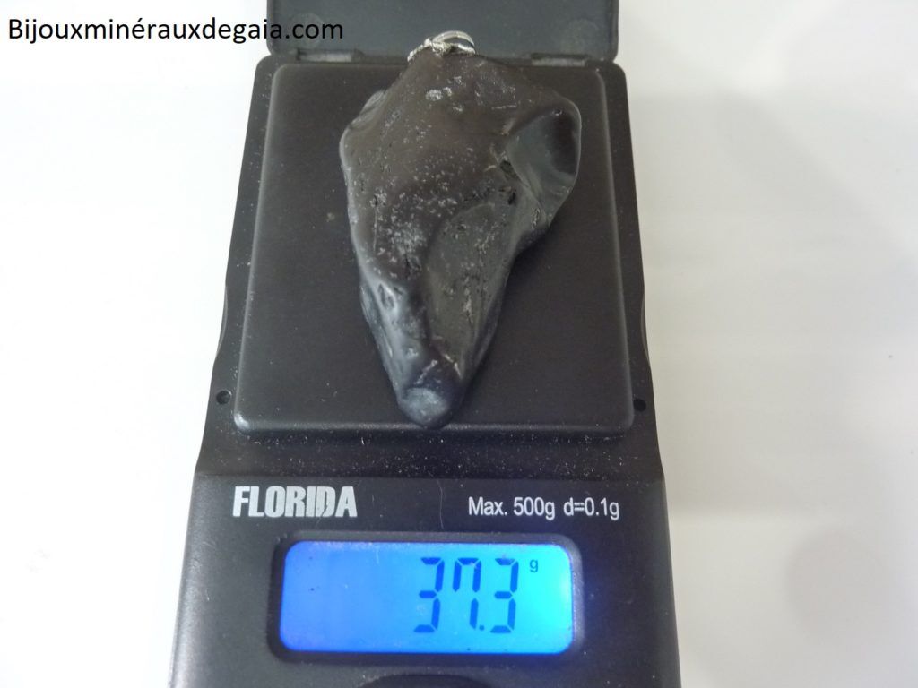 Pendentif Spinelle noir 37,3 gr ultra rare ref 4910