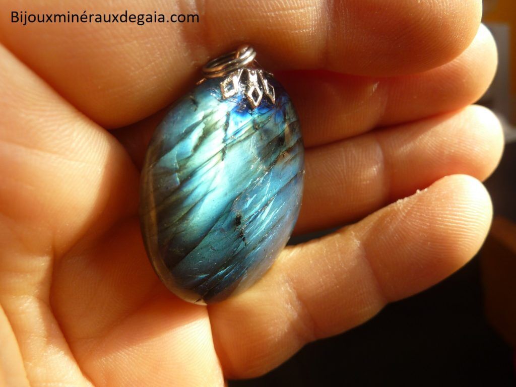 Pendentif protection Labradorite poids 20,4 gr ref 8374
