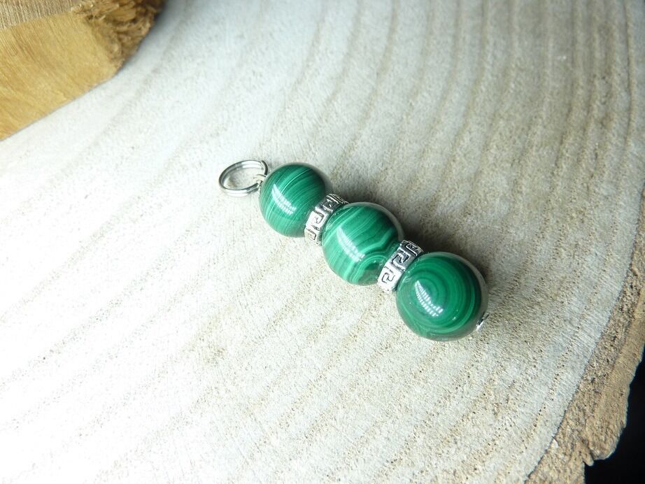 Pendentif Malachite perles 10 mm