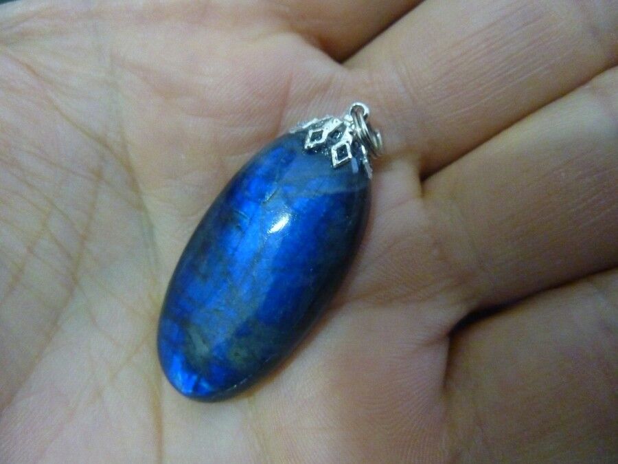 PENDENTIF PROTECTION LABRADORITE 8,1 gr REF 6000