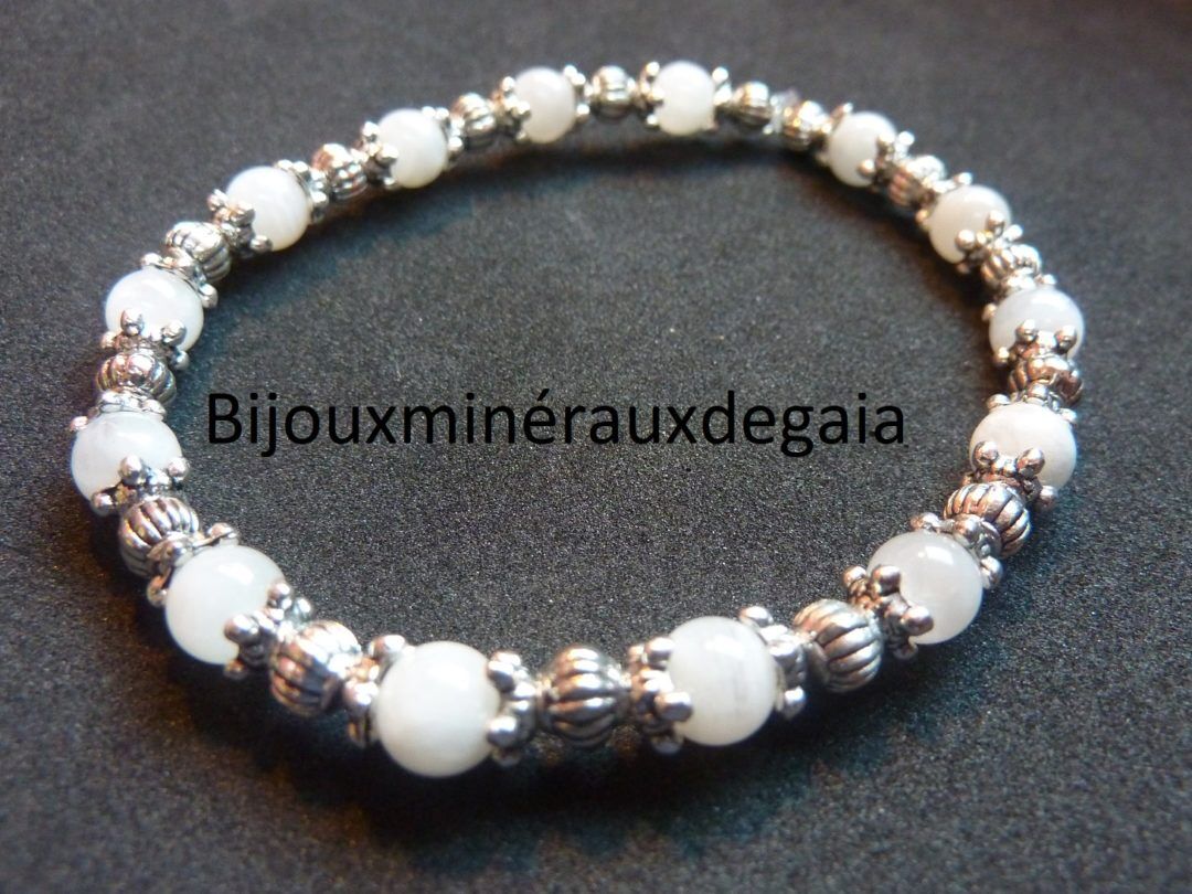 Bracelet pierre de lune : perles rondes 6 mm et plaqué argent