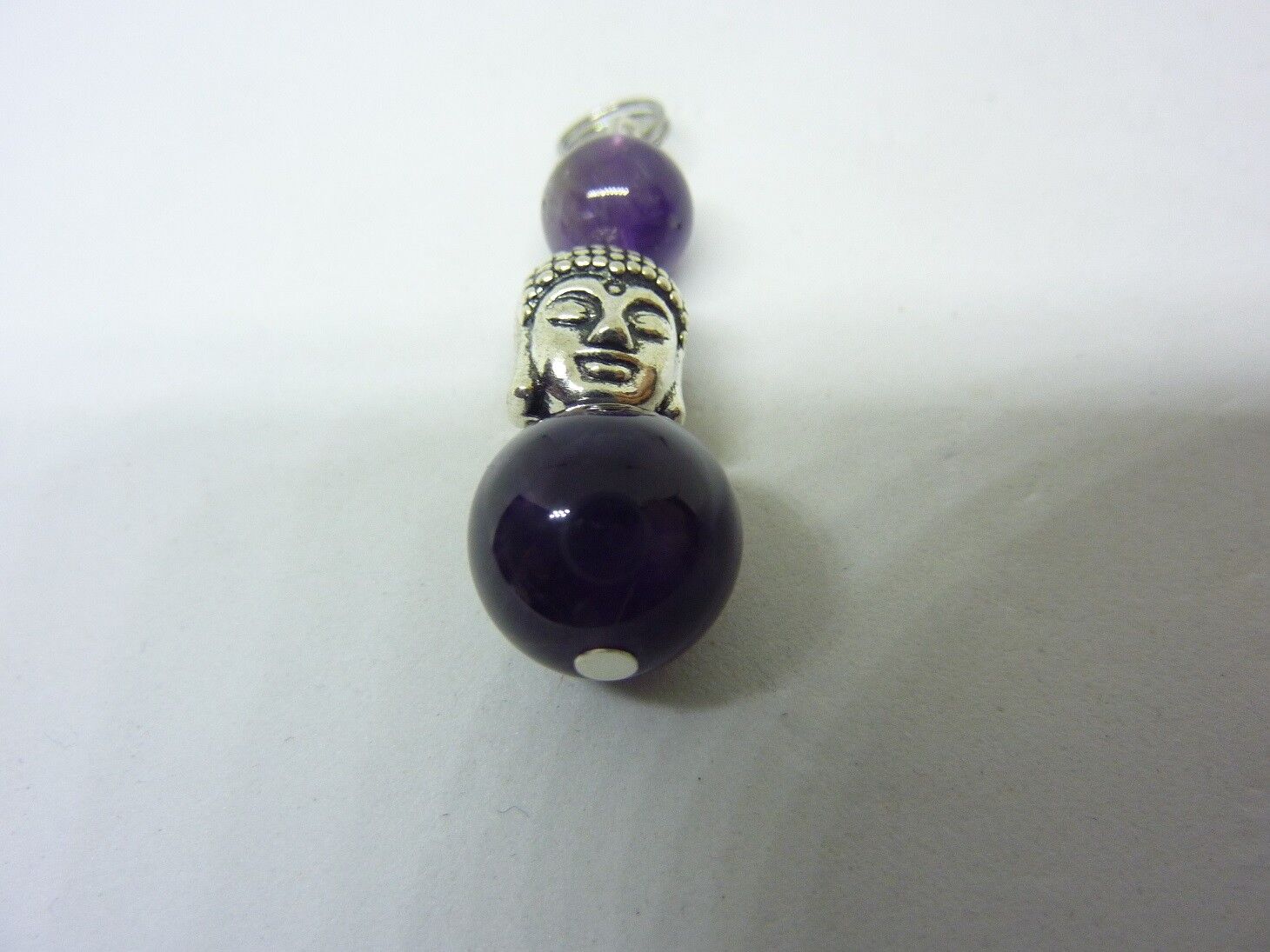 Pendentif sagesse Bouddha Amethyste perle 12 - 8 mm longueur 3,5 cm – Image 2