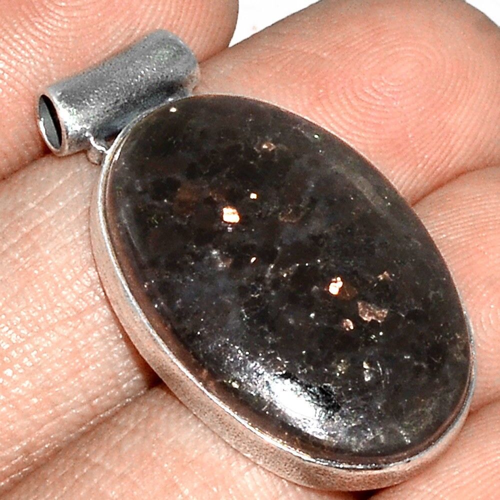 Pendentif Nuummite Véritable monture argent 925 Rare ref 3715