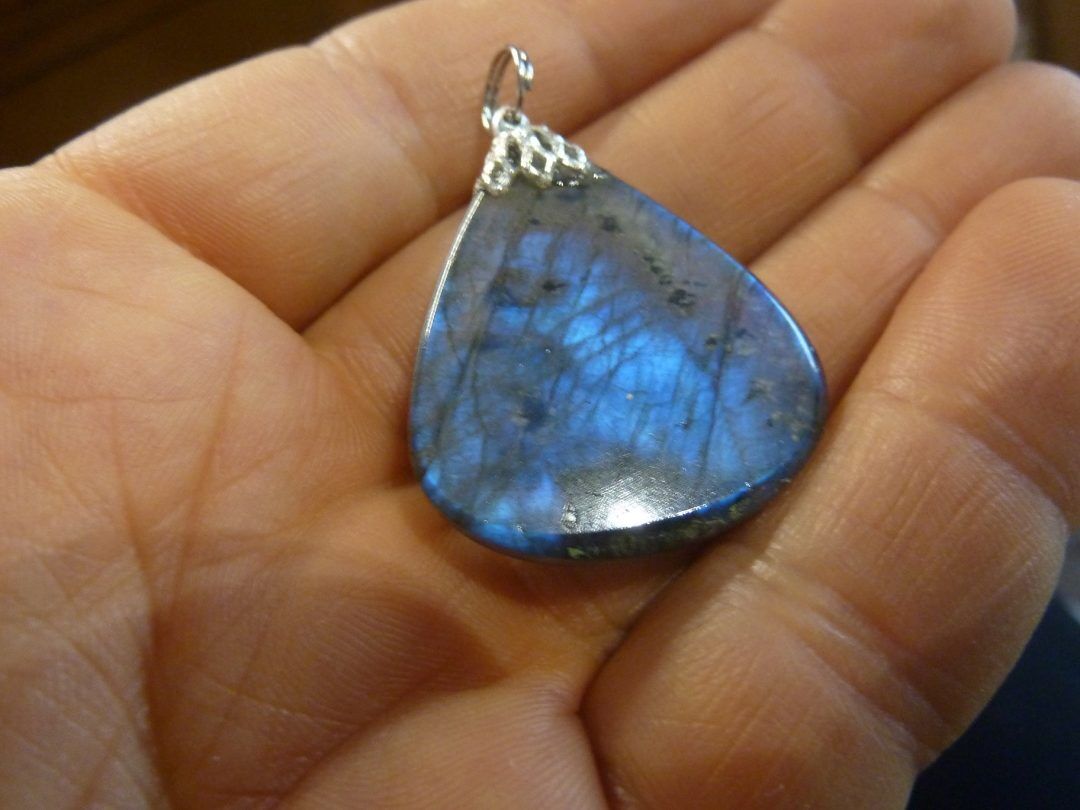 PENDENTIF PROTECTION LABRADORITE REF 7676 – Image 3