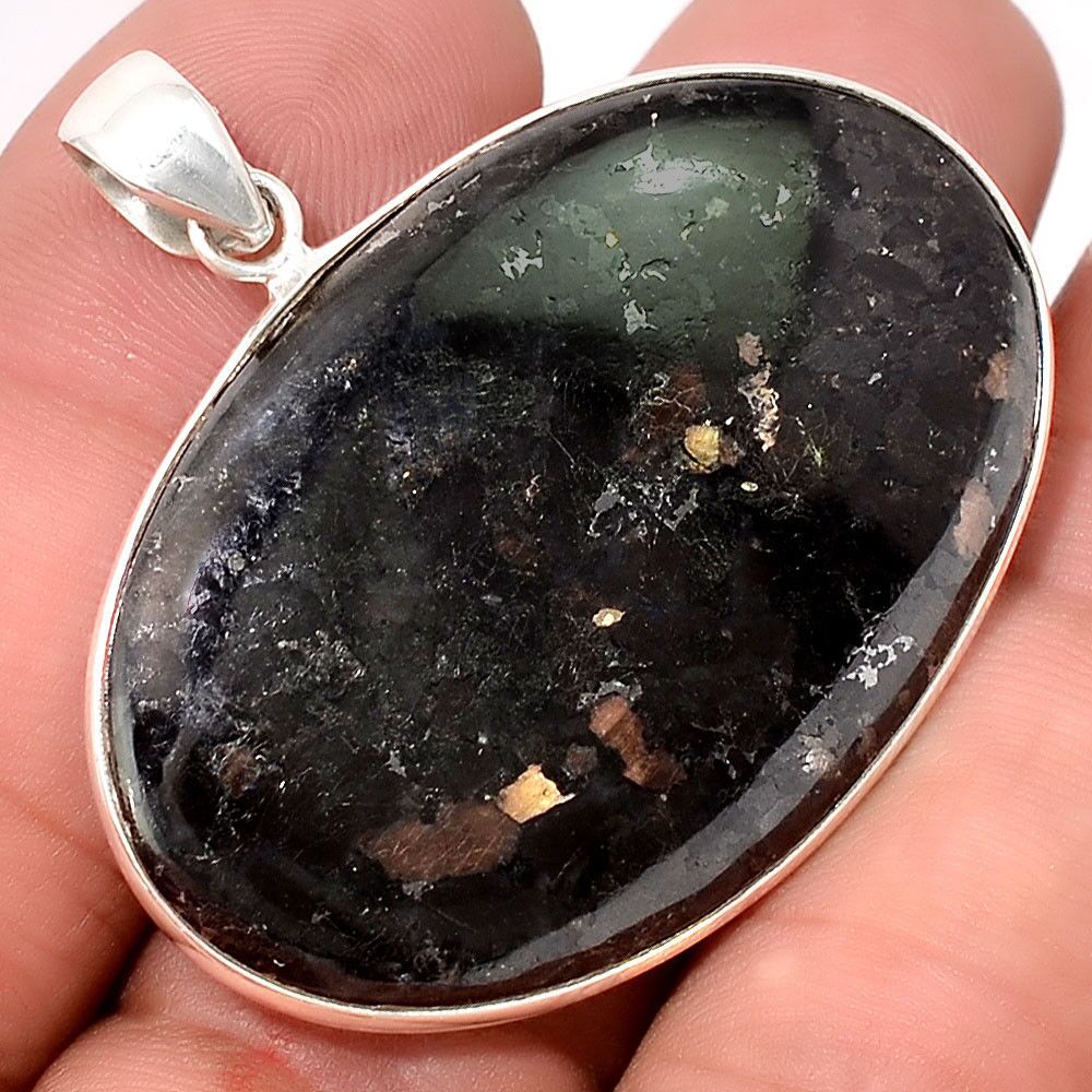 Pendentif Nuummite Véritable monture argent 925 Rare ref 2612