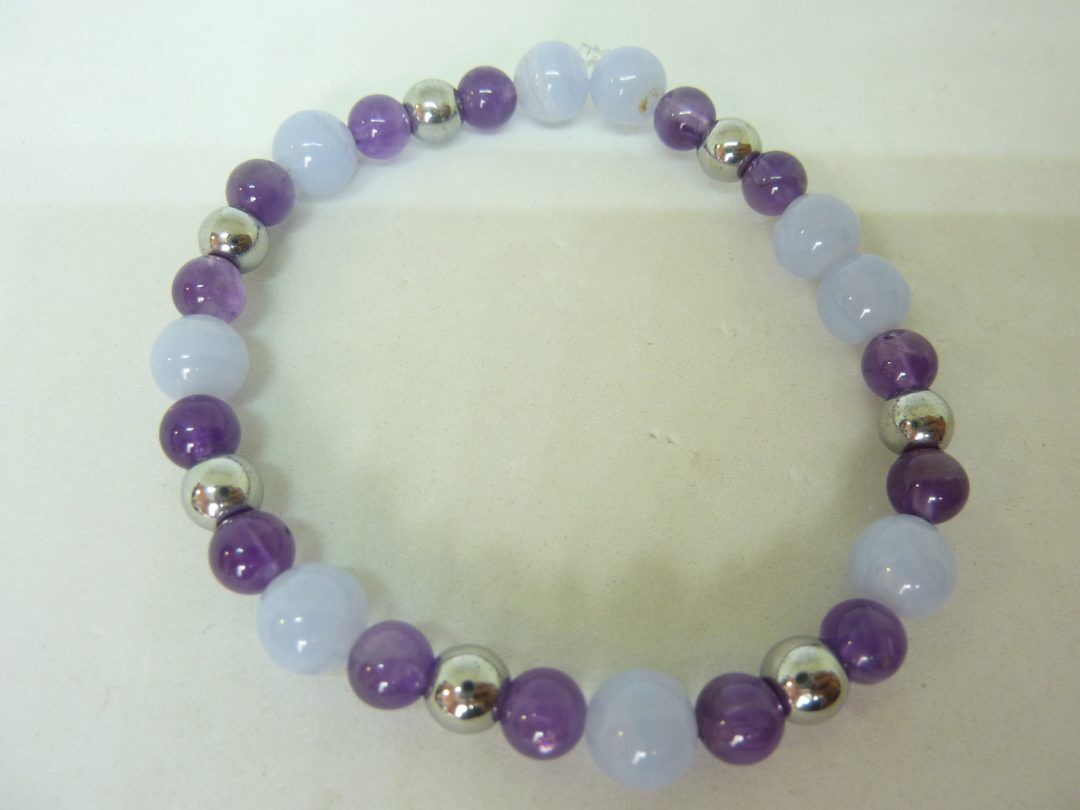 Bracelet Calcédoine bleue,amethyste,hématite