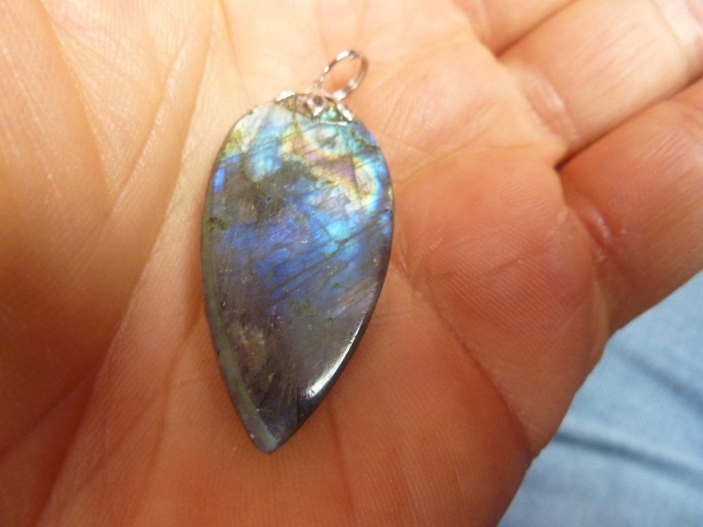 Pendentif Labradorite Poids 8,2 gr ref 0831