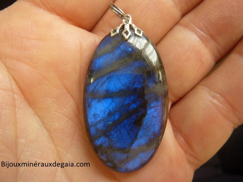 PENDENTIF LABRADORITE Poids 11,8 gr REF 5753