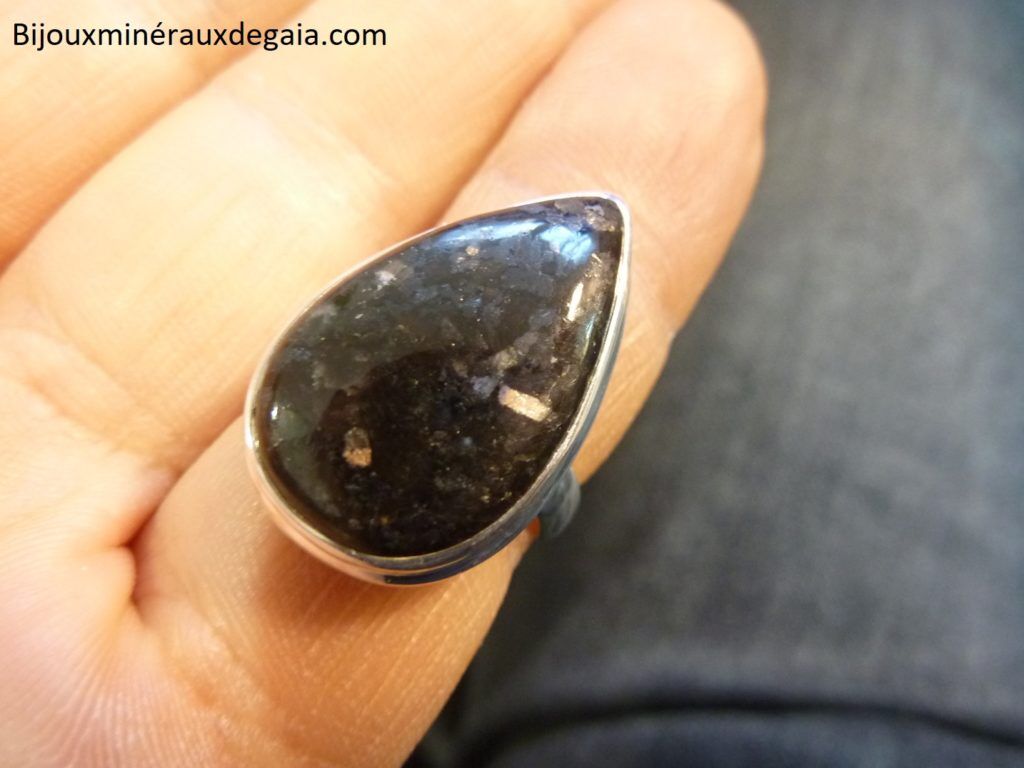 Bague Nuummite monture argent 925 taille 54 ref 2950