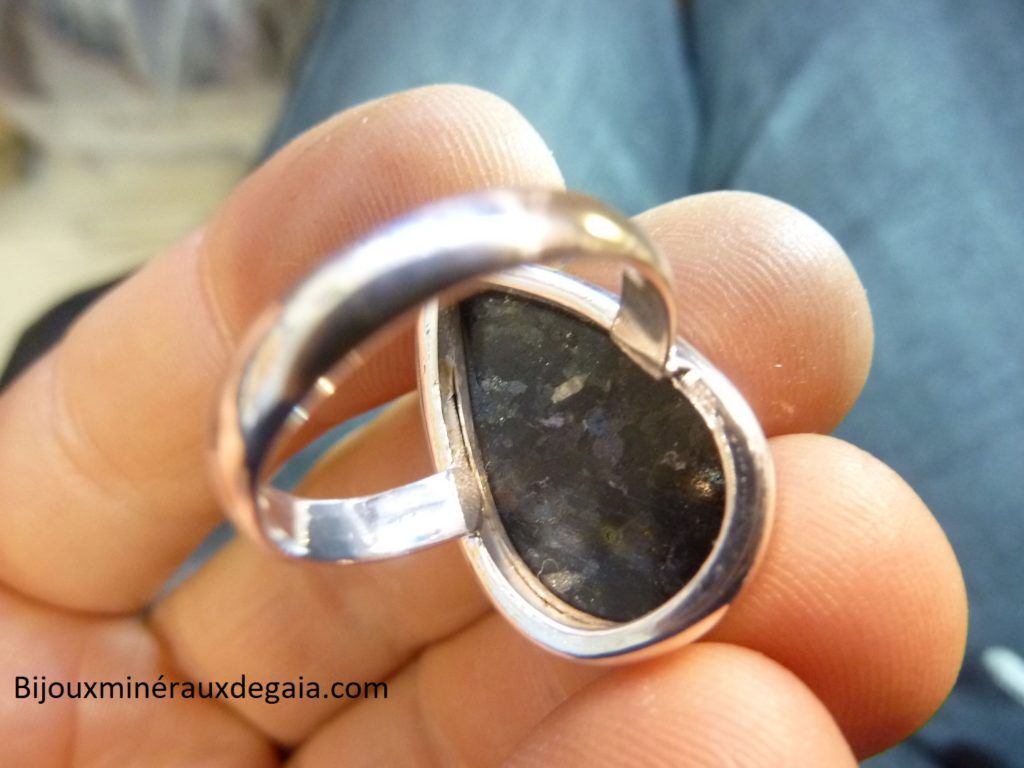 Bague Nuummite monture argent 925 taille 54 ref 2950