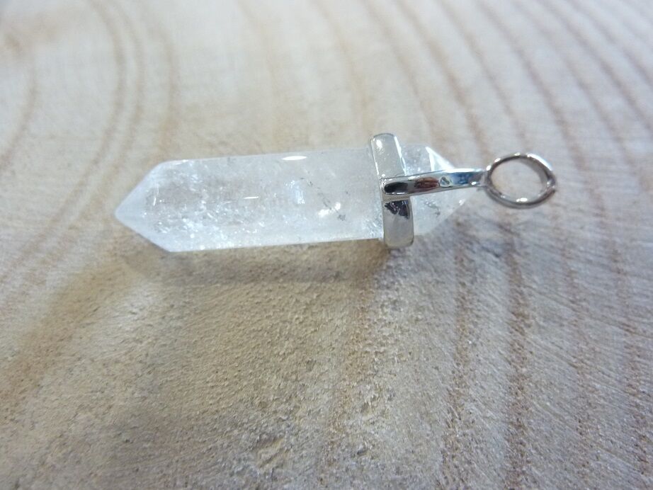 Pendentif quartz cristal de roche pointe