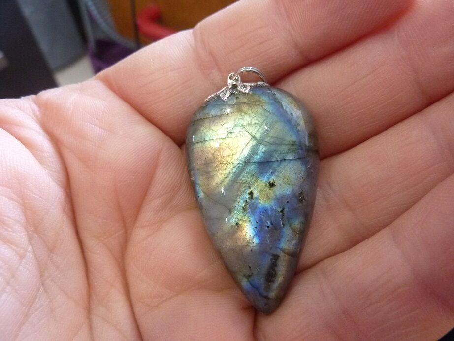 Pendentif Labradorite 14,5 gr réf 2543
