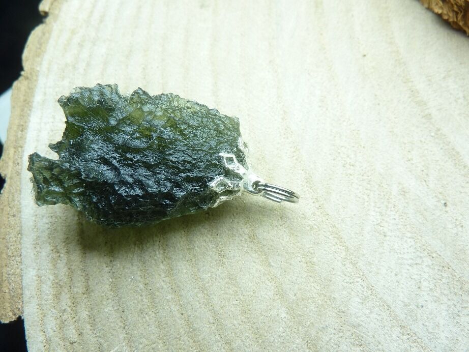 Pendentif Moldavite 11,2 gr ref 0108