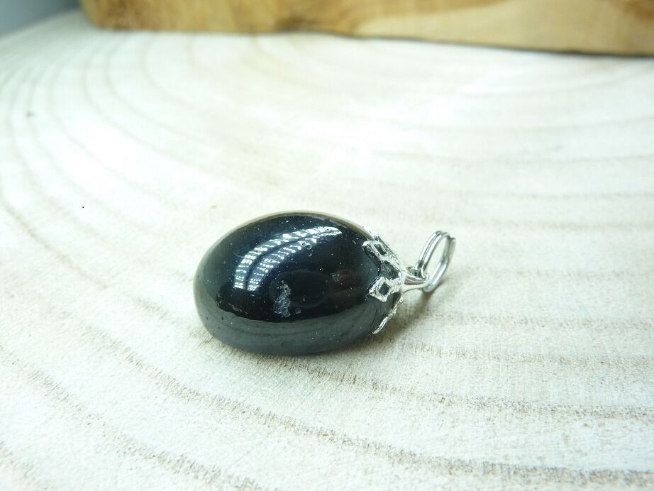 Pendentif Spinelle noir ref 0104