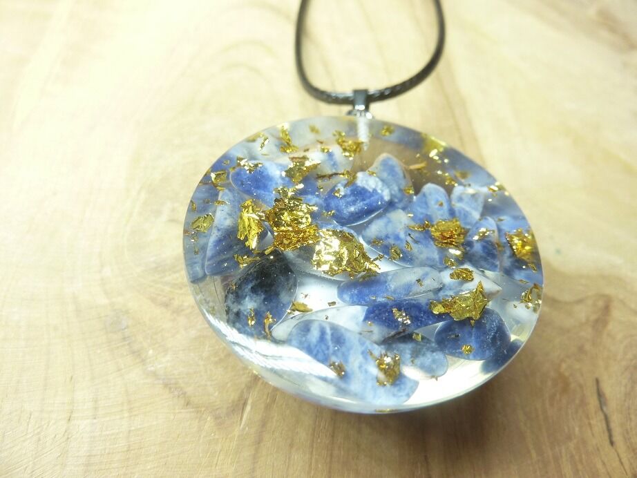 Collier pendentif orgonite cube Métatron - Lapis lazuli