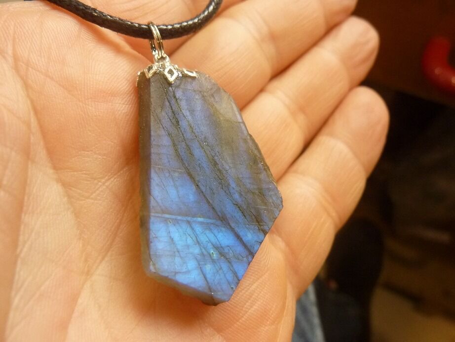 Collier pendentif Labradorite brut ref 428
