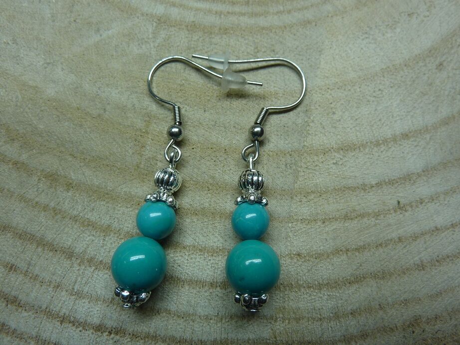 BOUCLES D'OREILLES TURQUOISE 8-6 mm