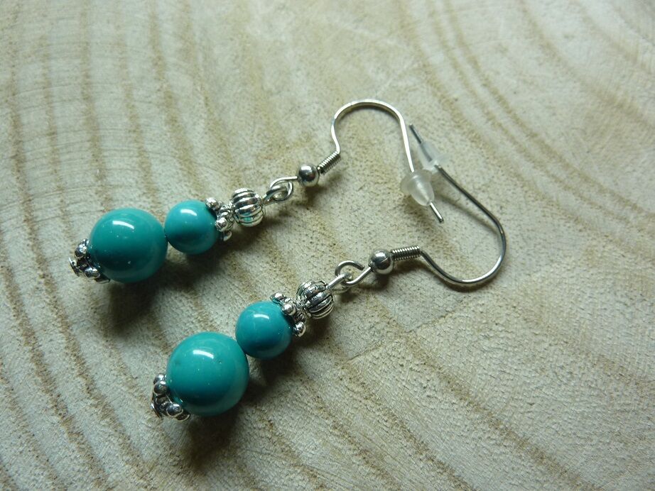 BOUCLES D'OREILLES TURQUOISE 8-6 mm