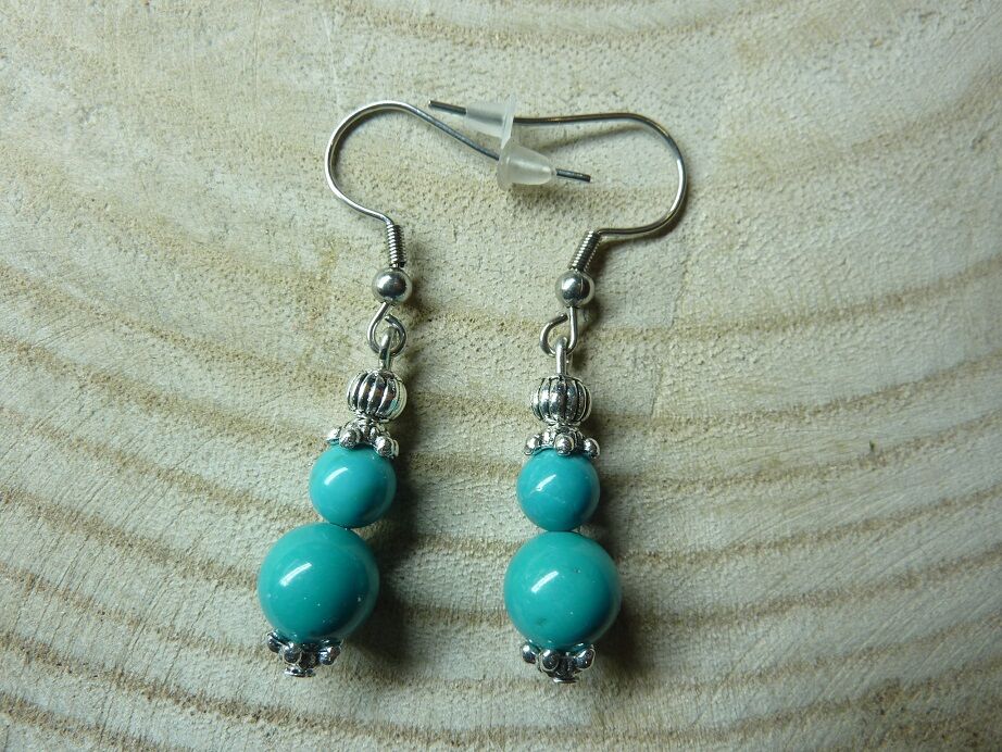 BOUCLES D'OREILLES TURQUOISE 8-6 mm