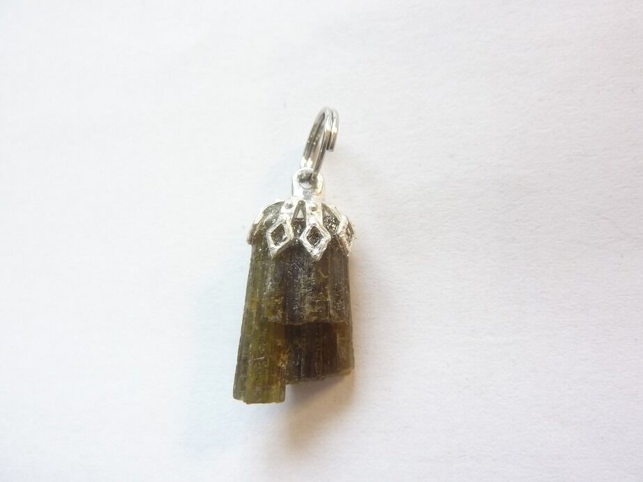 Pendentif tourmaline verte-noire Ultra Rare GG 37