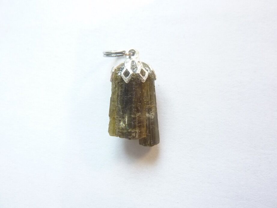 Pendentif tourmaline verte-noire Ultra Rare GG 37