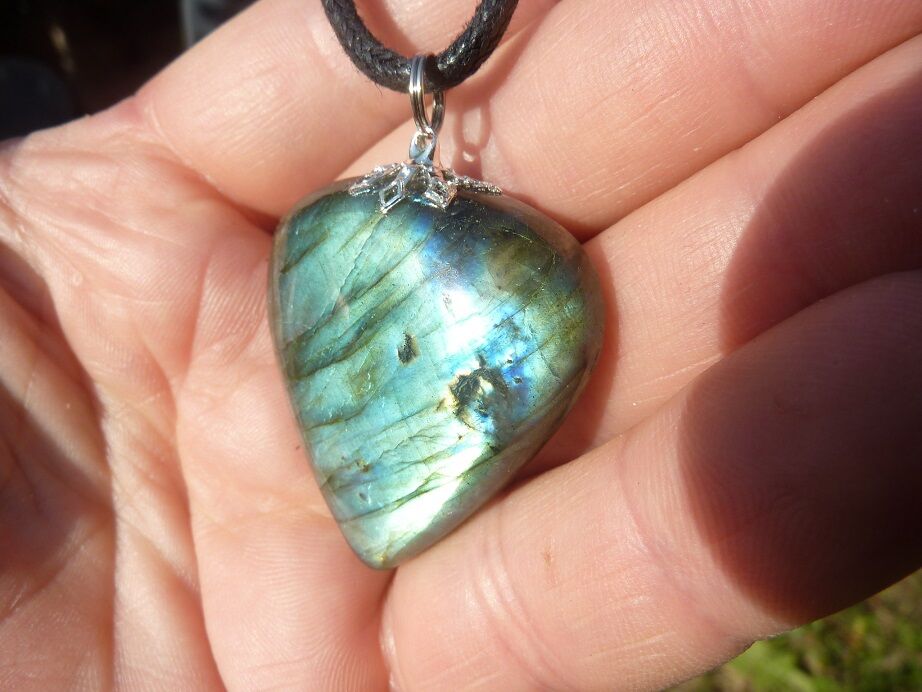 Collier pendentif Labradorite GG J7