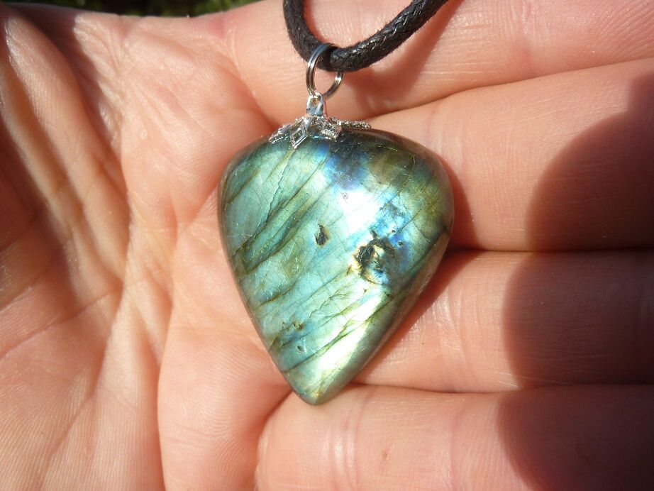 Collier pendentif Labradorite GG J7