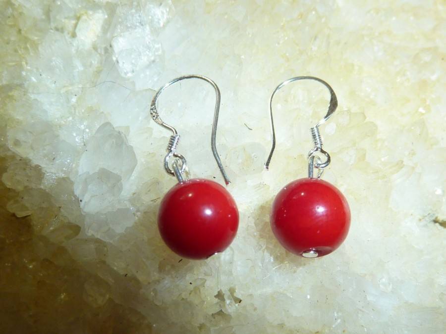 BOUCLES D'OREILLES CORAIL ROUGE 8 mm