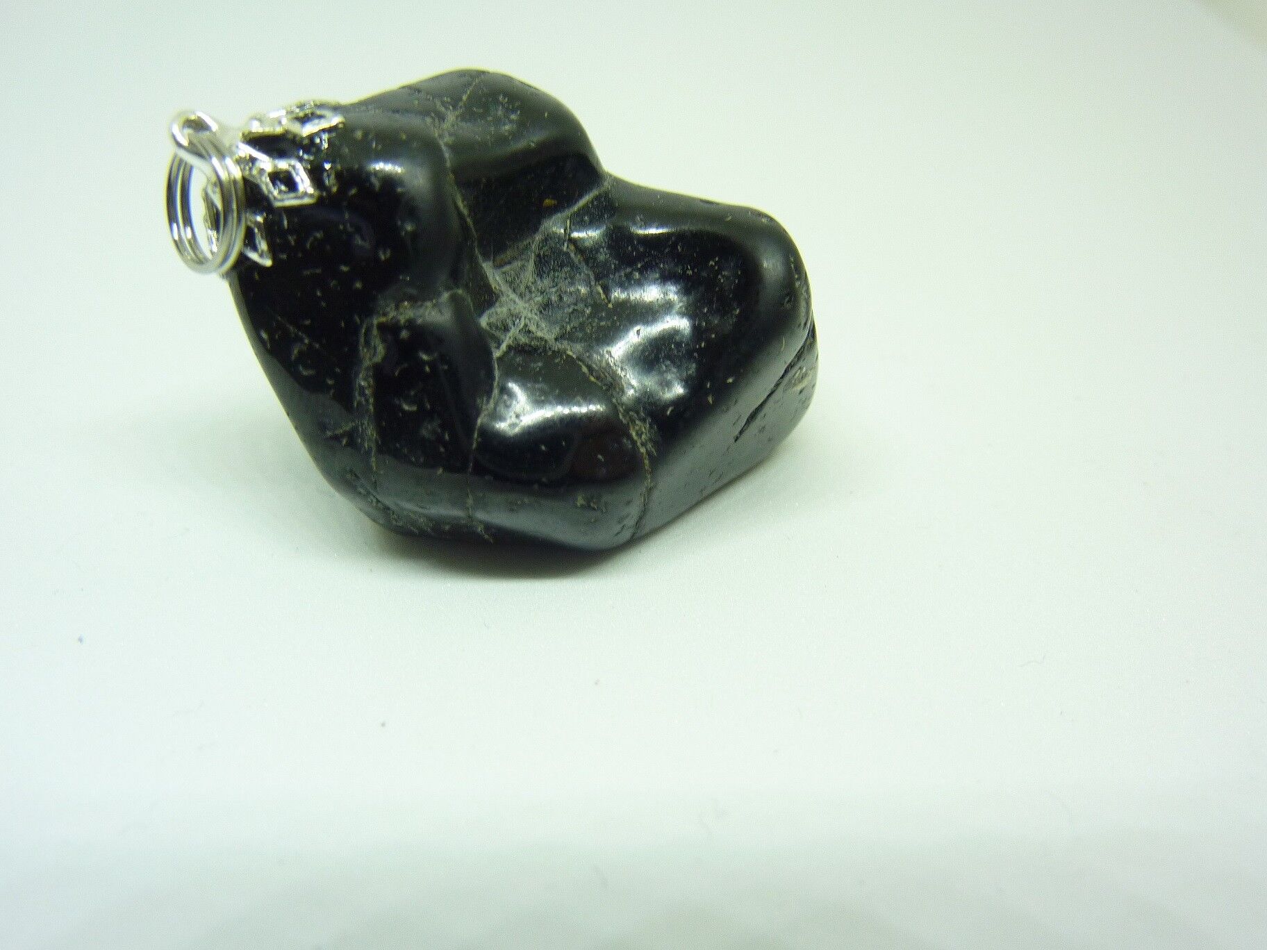 MASSIF PENDENTIF PROTECTION SPINELLE NOIRE 34,3 gr REF 5377