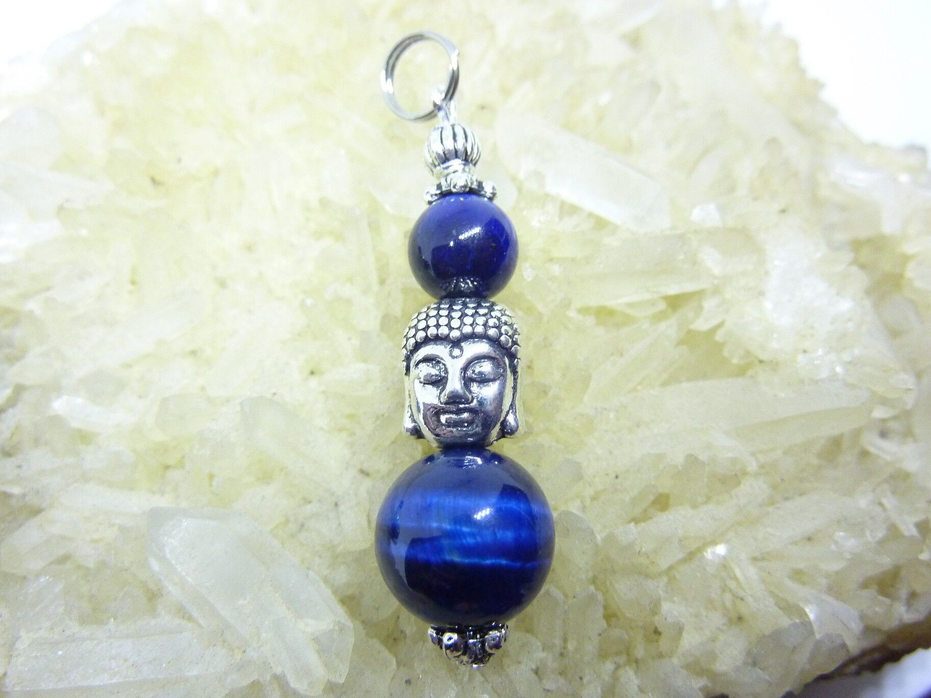 Pendentif Oeil de faucon Bouddha