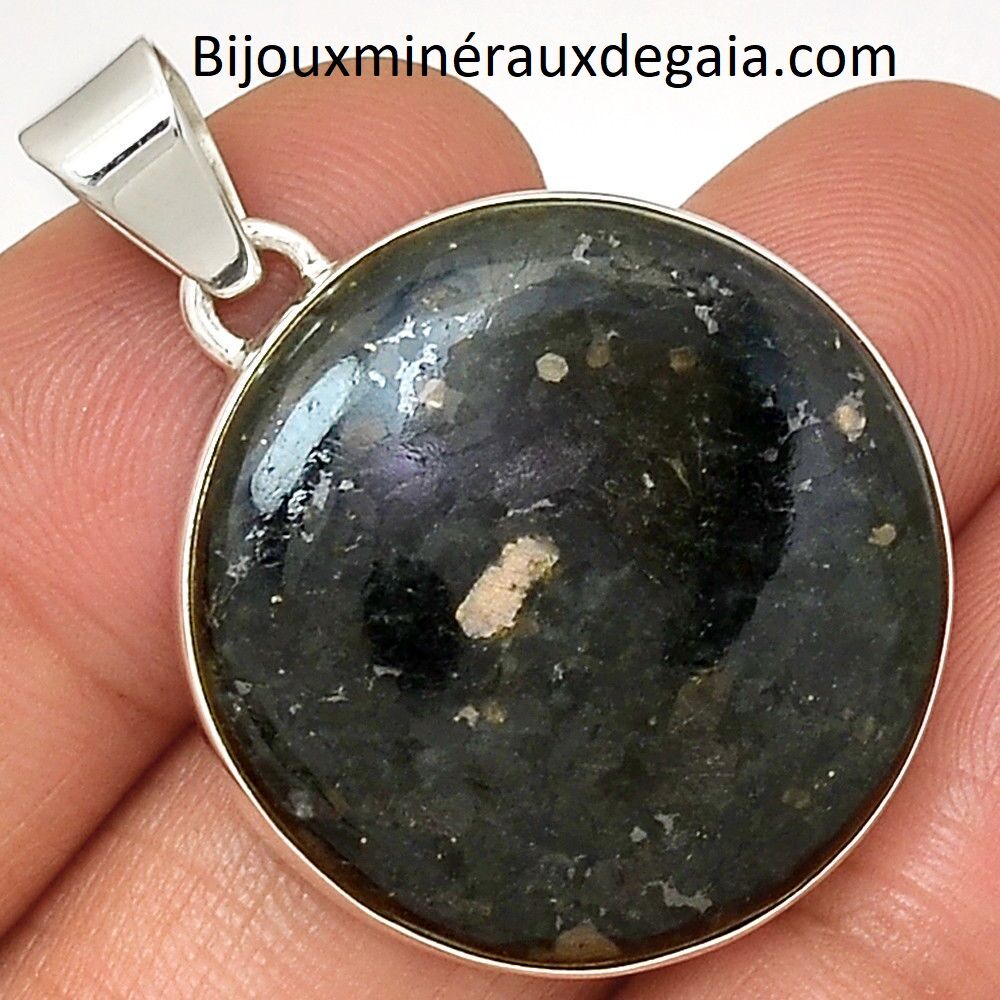 Pendentif Nuummite Véritable monture argent 925 Rare ref 1901