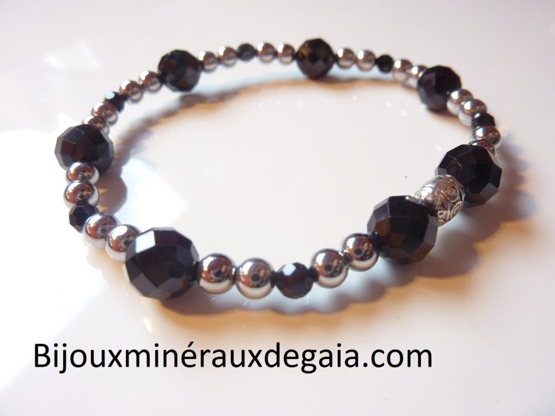 BRACELET SPINELLE NOIR-HEMATITE PERLES RONDES 8-4 MM