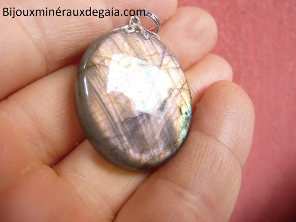 Pendentif Labradorite orange-violette Rare ! Poids 15,6 gr ref 8614