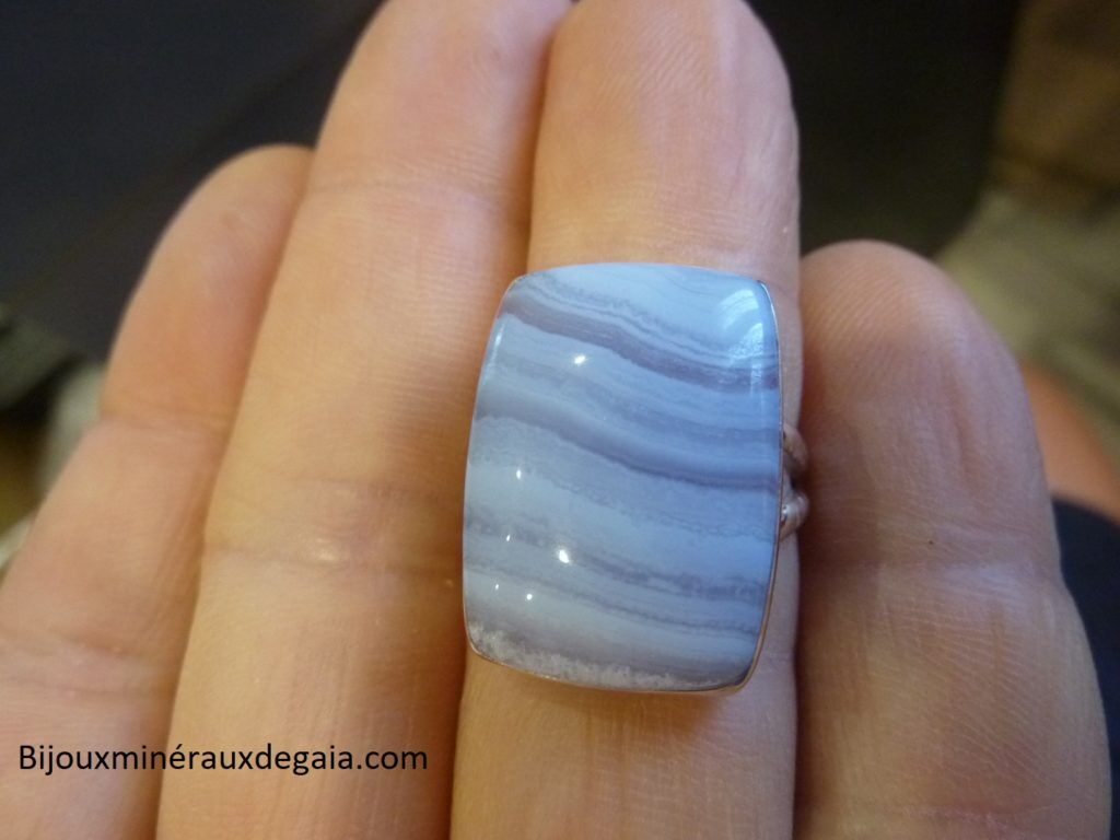 Bague calcédoine bleu monture argent 925 taille 55 1/4 ref 0746