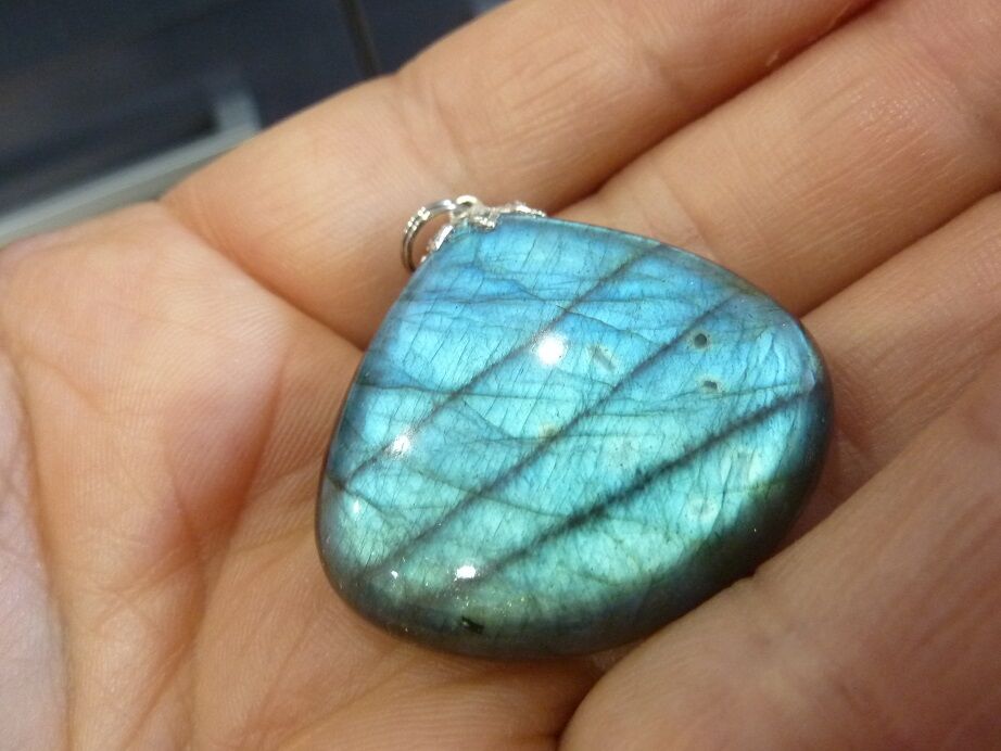 Pendentif Labradorite 15,5 gr réf 9874