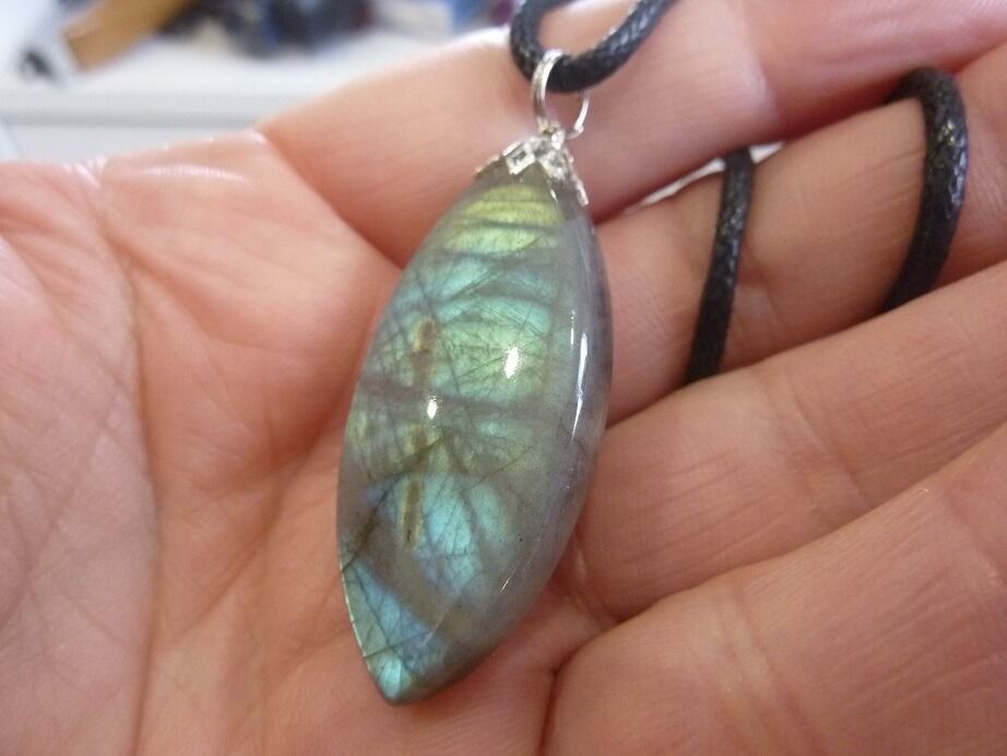 Collier pendentif Labradorite ref 2538